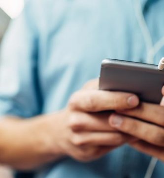 Aumento del ojo seco por el uso de dispositivos móviles